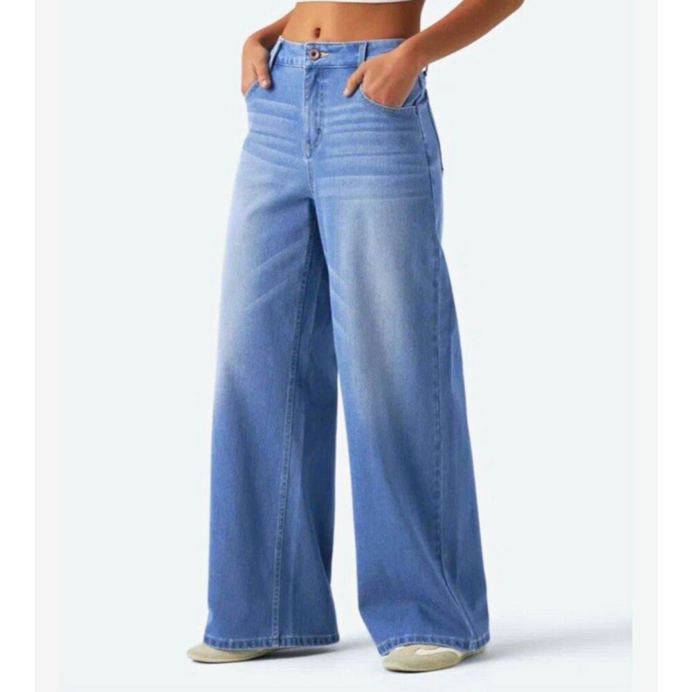 Halara Flex Jeans Blue Light Wash Mid Rise Relaxed Wide Leg Denim Sz XLT Stretch
